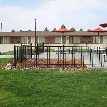 Trade Winds Motel Valentine Bagian luar foto